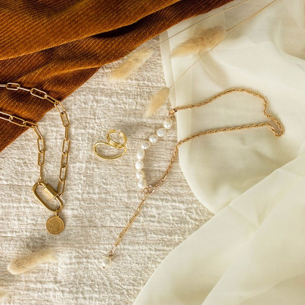 Pearl & Twisted Gold Lariat Necklace